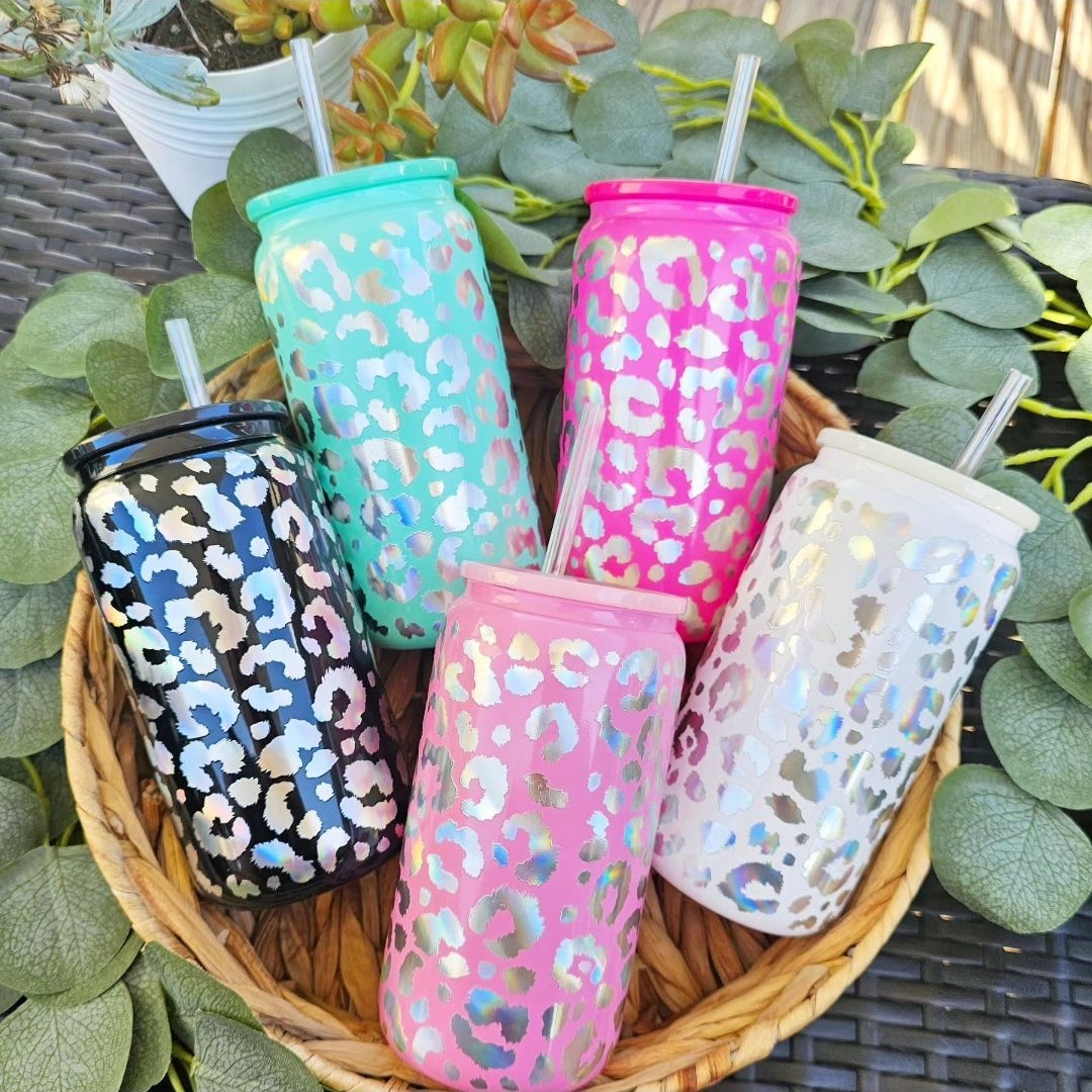 Vaso de cerveza con forma de lata de flores